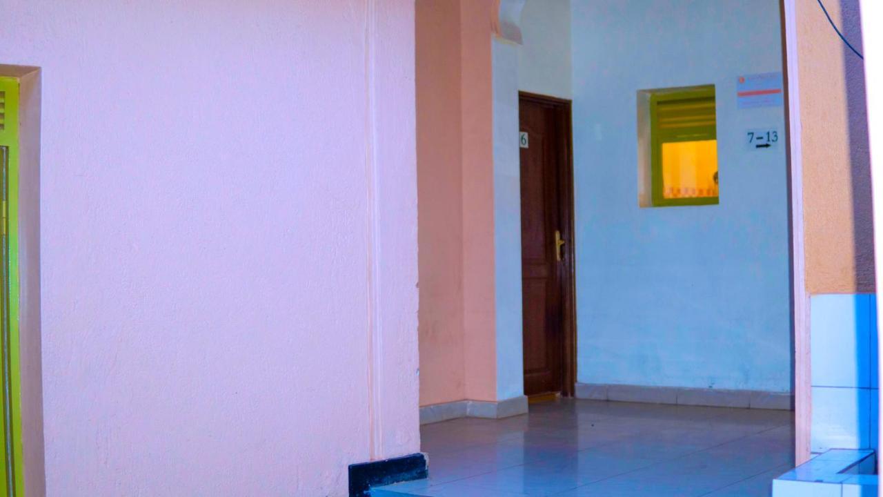 Peace & Grace Motel Kigali Esterno foto